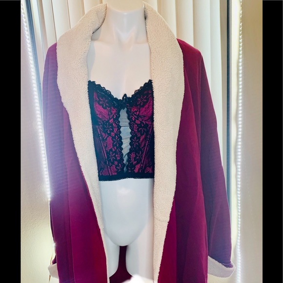 VICTORIA SECRET FAUX-FUR HEM ROBE L - Picture 2 of 8